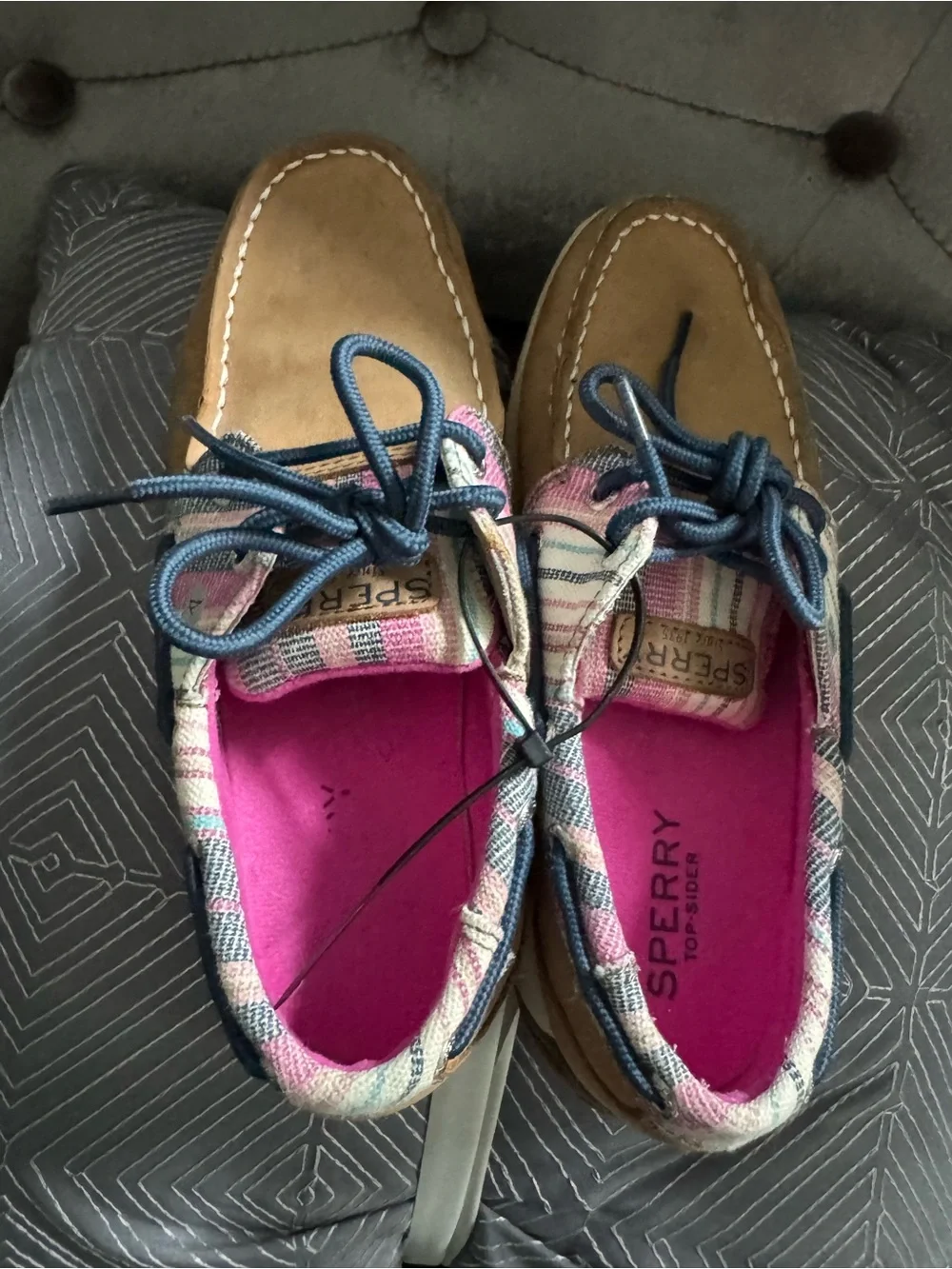 Girl’s Casual Sperry Boat Shoes in Tan with Multicolor Accent size 3